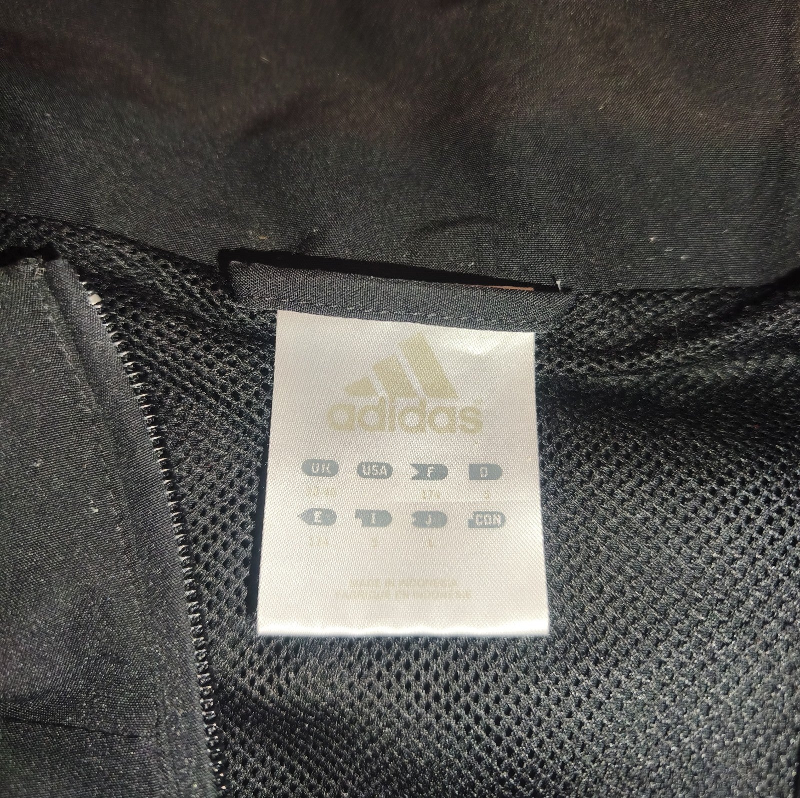 Adidas Trainingsjacken- Vintage Trackjacket, Schwarz/Rot/Weiß, Gr.S (174), 