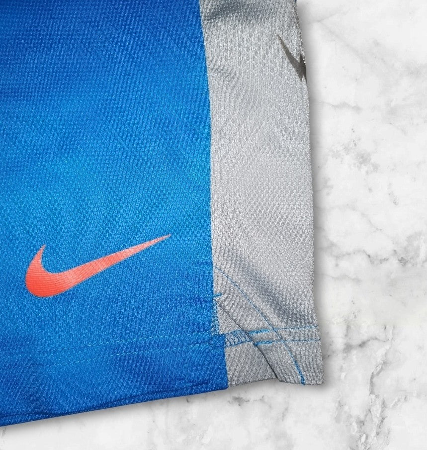 Nike - Dry Fit, Outdoor Tech, Sportoutfit, Blau/ Grau, Gr. M 