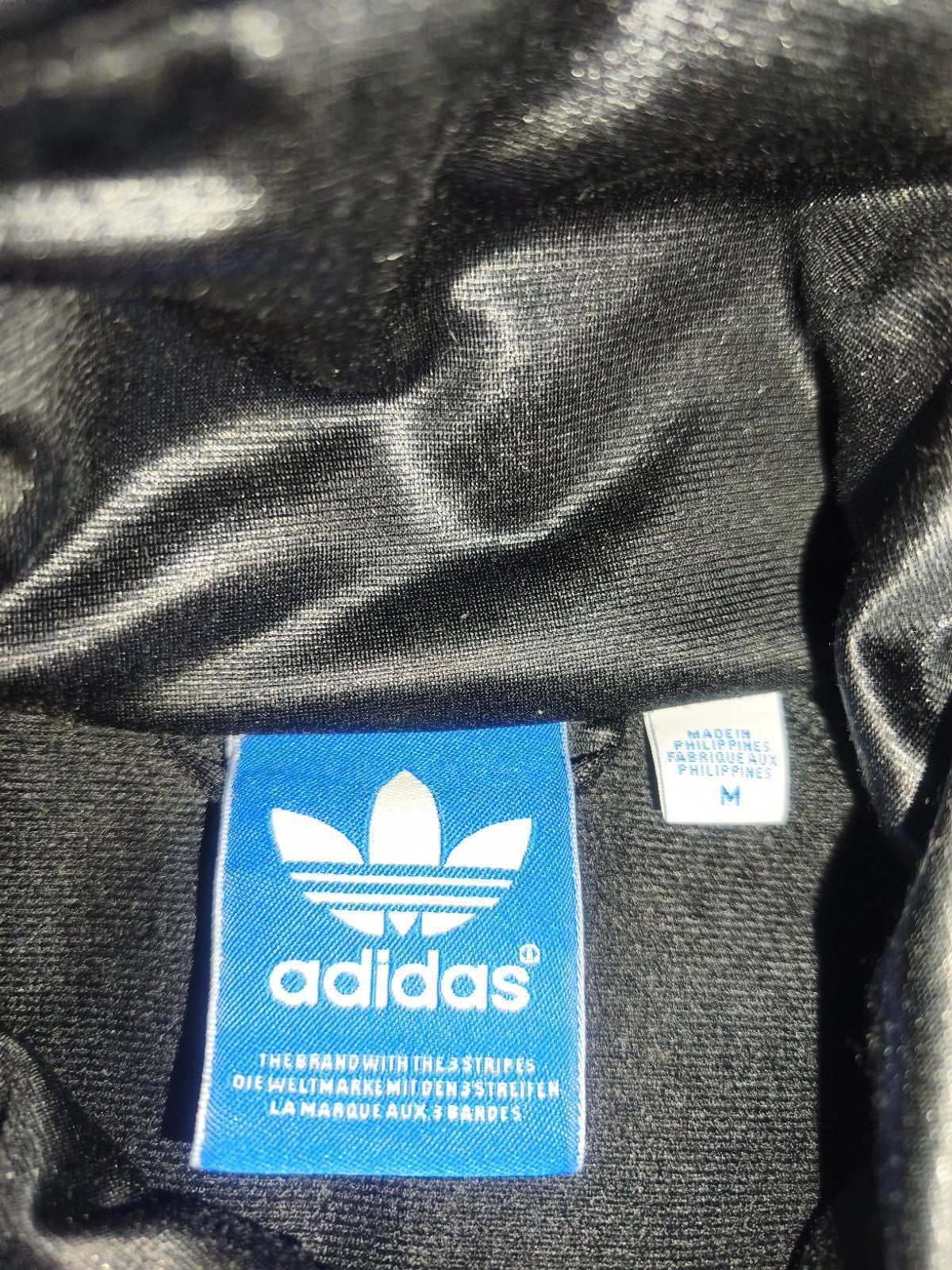 Adidas Chile 62 Trainingsjacke Herren Gr. M Schwarz Lila Glanz-Optik Wet-Look...