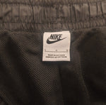 Nike - Trackpants, Gr.L, Regular Schwarz / Weiß, Weißer Streifen, 105cm Länge 