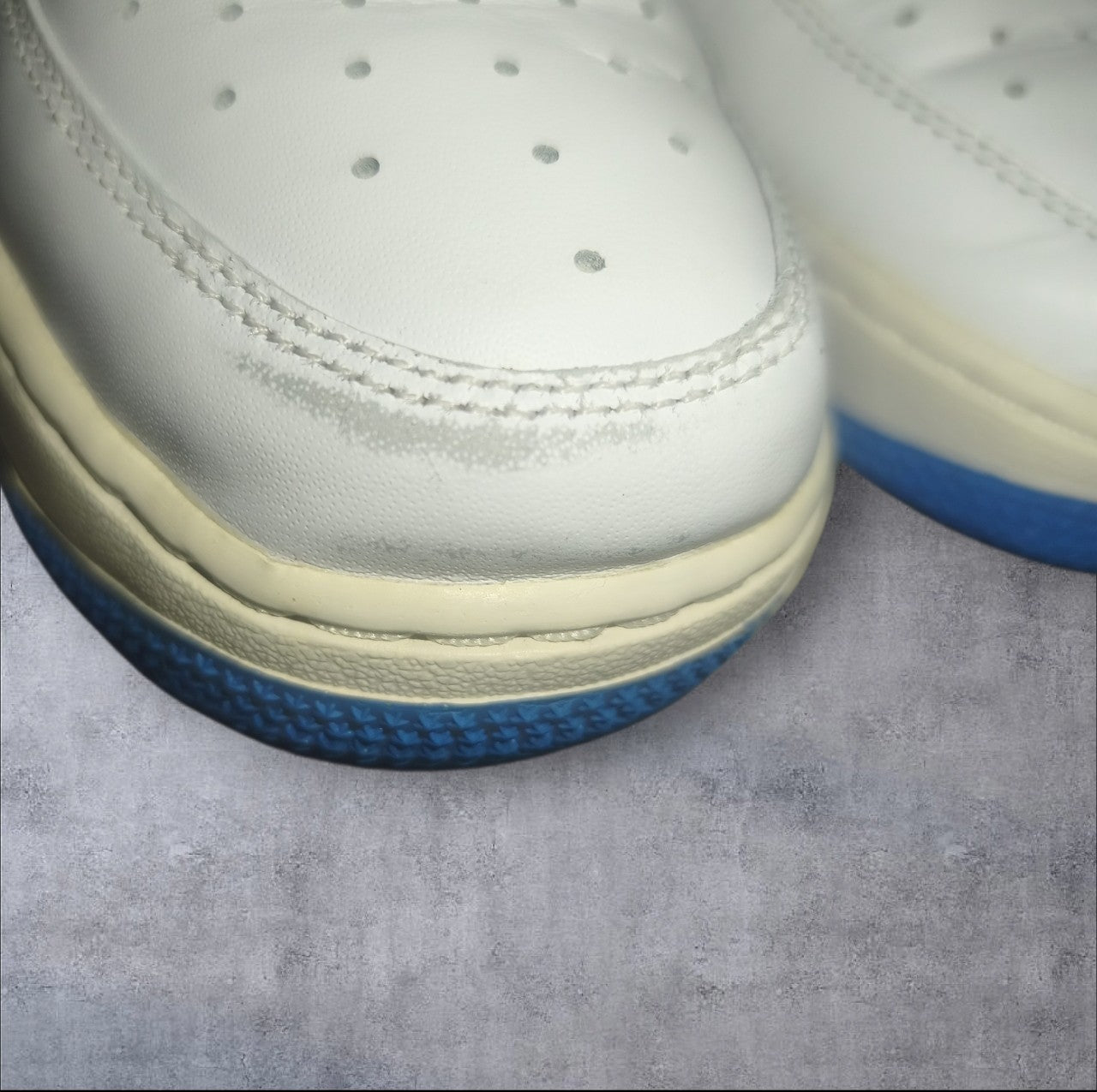 Nike Air Force 1 Sneaker- Weiß, Blau, Gr. 40, Damen/ Herren, Gebraucht